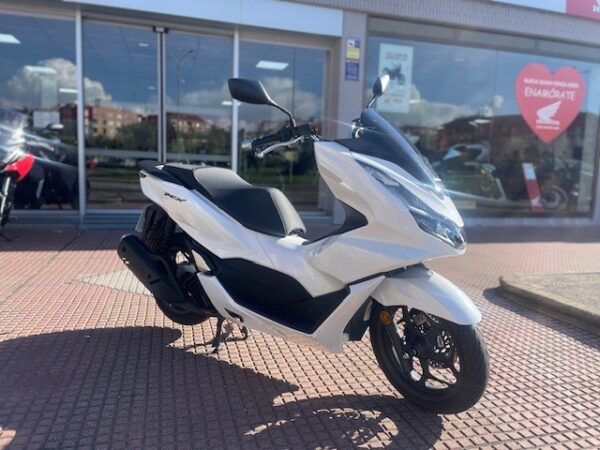 Honda PCX 125 - Imagen 2