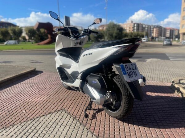 Honda PCX 125 - Imagen 6