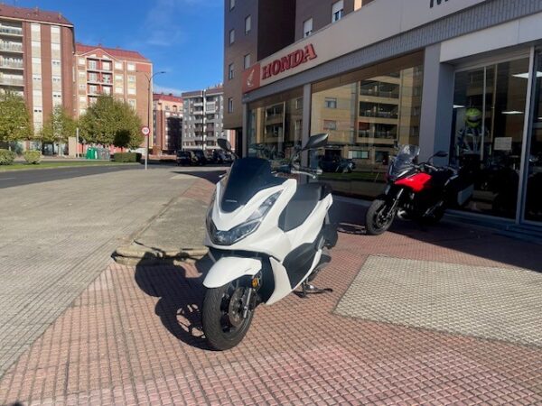 Honda PCX 125 - Imagen 8